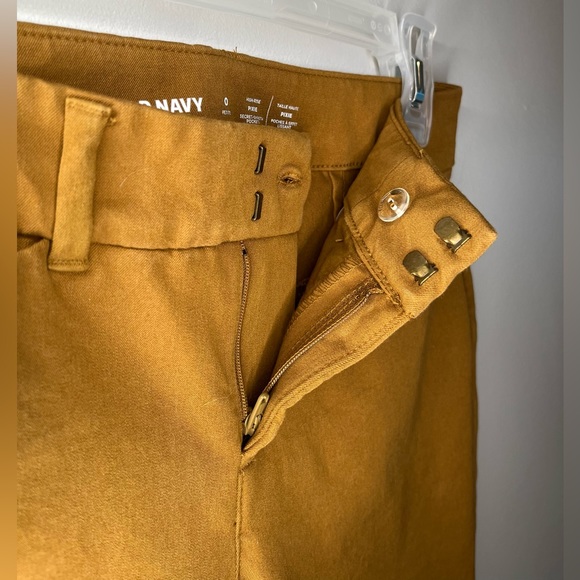 NWOT High Waisted Pixie Skinny Pants - Picture 2 of 7